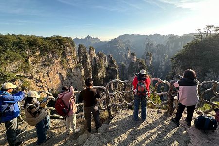 4-Day Private Zhangjiajie Tour: Avatar Mountains & Glass Bridge