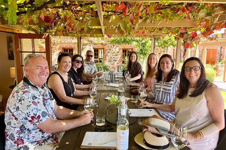 Barossa Valley Small Group Tour with Wine tastings and lunch