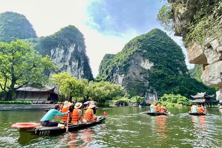4 Days Hanoi to Pu Luong and Ninh Binh Culture Nature Adventure