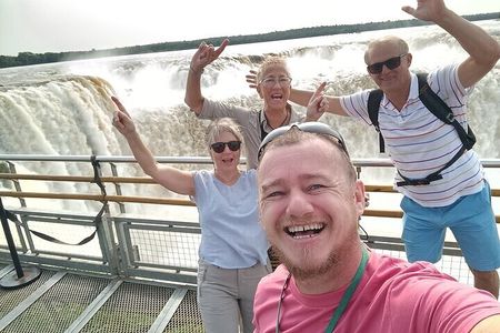 PRIVATE tour in Iguassu Falls side Argentine 
