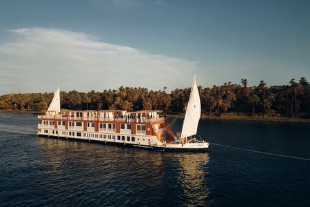 4-Night, 5-Days Dahabiya Cruise from Luxor to Aswan