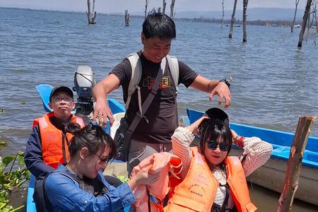 Lake Nakuru & Lake Naivasha Boat Safari Day Tour from Nairobi