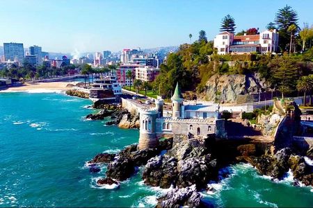 Santiago: Viña del Mar, Valparaiso, with Casablanca Wine Tasting