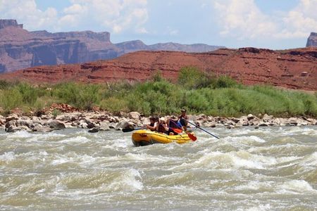 Moab Rivertrippers ~Rafting Castle Valley Half-Day Colorado River
