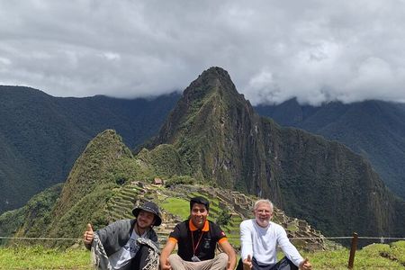 04 Days: City Tour |Sacred Valley | MachuPicchu | Group Tour