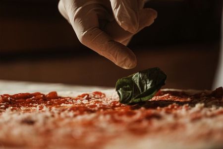 Pizza and Gelato | Cooking Experience in Garbatella (Draft Beer!)