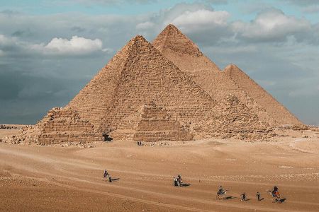 Private Half Day Tour of Cairo and Giza with Pickup