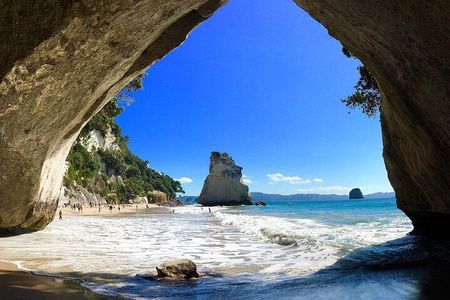 Auckland - Coromandel & Cathedral Cove – Day Tour with Lunch