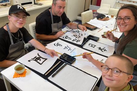 Hiroshima City: Abacus & Calligraphy Workshop near Peace Park