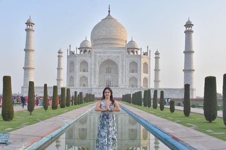 2-Day Agra and Delhi Tour Including Taj Mahal & Overnight in Agra
