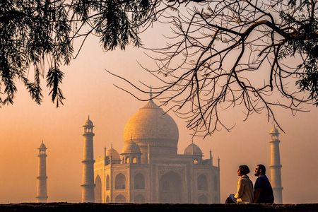 All-Inclusive Private Sunrise Taj Mahal & Agra City Tour