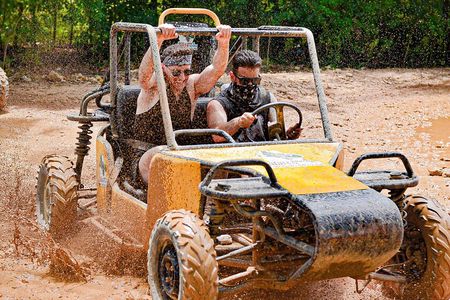Buggy Tour Punta Cana A Cenote Secreto, Playa macao
