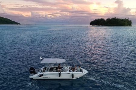Reef Discovery Private Sunset Cruise in Bora-Bora