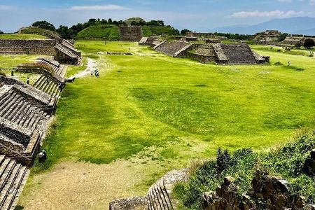 Route Monte Alban Mezcal Black Mud and Alebrijes Tour