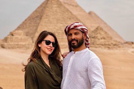 Full- Day Tour to Giza Pyramids Saqqara Serapeum Private Tour