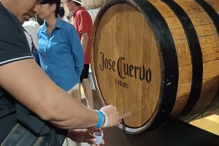 Factory José Cuervo | Tequilera Adventure with Cantaritos el Güero.