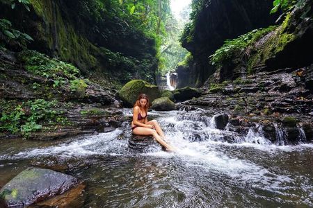 Manila Rainforest Escape and Waterfall Tour