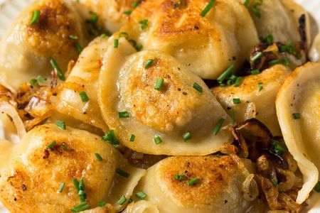 Minneapolis North Loop Food Tour of 6 Local's Favorites Tastings