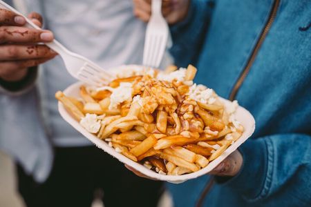 Ottawa Food Tour with ByWard Market Flavors & 6 Local Tastings