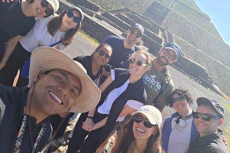 Tour to Teotihuacan from CDMX with entrances included