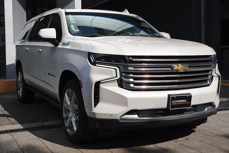 Premium Tour on SUV Suburban to Teotihuacán