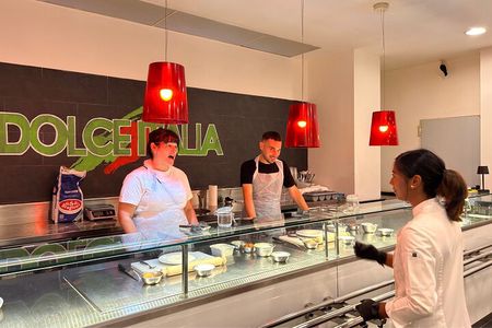 Authentic Lasagna and Fettuccine Pasta Making Class in Rome