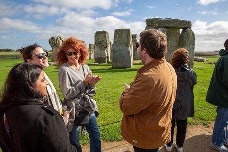 England in One Day: Stonehenge, Bath, the Cotswolds and Stratford-upon-Avon Day Trip from London