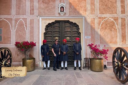 Jaipur Day Tour from Delhi – Private Car, Guide & All Inclusive