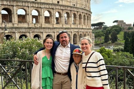 Enjoy Rome major attractions by Golfcart
