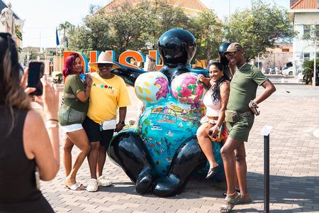Taste of Curaçao: City Tour, Chobolobo & Mambo Beach