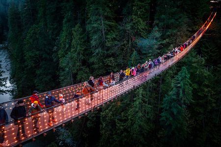 Capilano Bri+Lynn Canyon Park+Stanley Park+Capilano Hatchery Tour