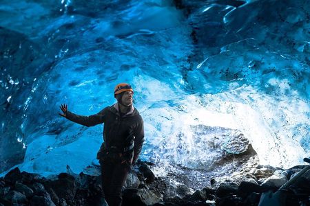  Sólheimajökull Blue Ice Cave & Glacier Walk 
