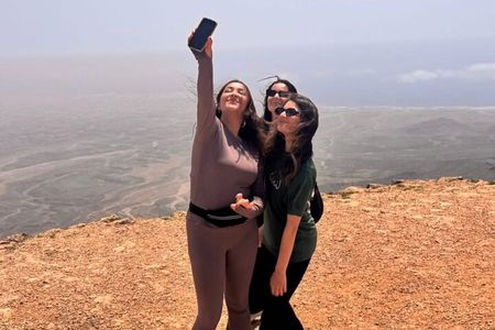 Salalah Full Day Tour itinerary (East & West)