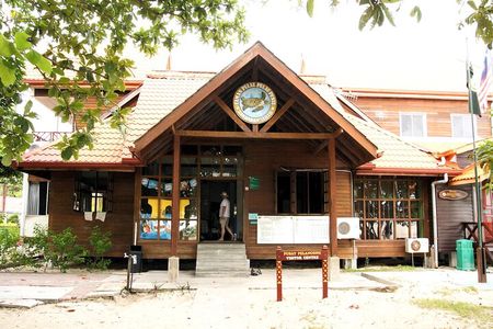 Sandakan: 2D1N Turtle Island Sanctuary with Transfer & Meals