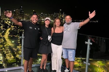 PRIVATE NIGHT TOUR in Ciudad PANAMA + 360° POIN views