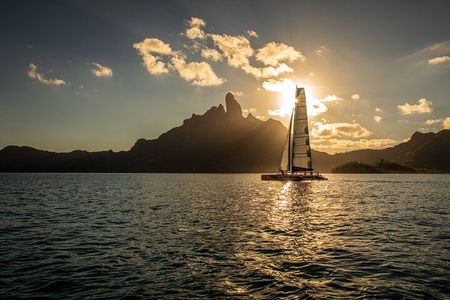 LUXURY Bora Bora Catamaran Sunset Sail