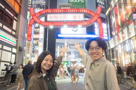 Tokyo: Best dishes & drinks tour at Japanese bar in Shinjuku!