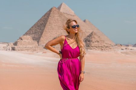 Pyramids of Giza tour with a professional photoshoot +(Editing)