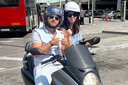 Private Scooter Tour of Barcelona City Highlights