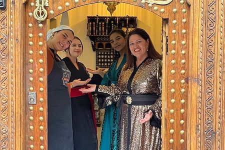 Shared Local Foodie Adventure in Marrakesh