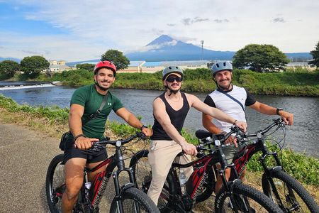 Mount Fuji Scenic E-Bike Tour