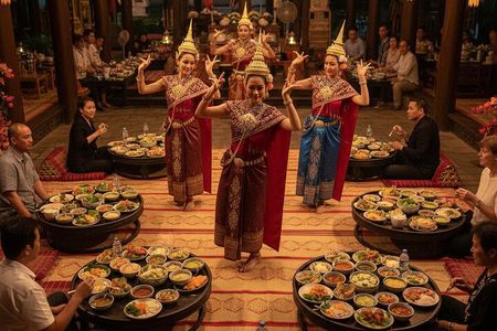 Khantoke Dinner Experience & Cultural Dance Show with Transfers