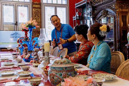 Singapore: Peranakan Walking Tour Through Katong - Joo Chiat