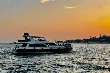 Luxury Sunset Yacht Cruise on the Bosphorus – Refresh & Relax