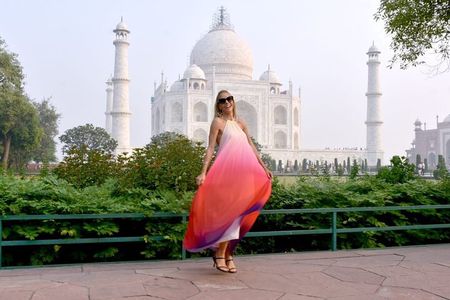 From Delhi: Taj Mahal Day Tour