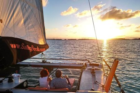 SPORT PRIVATE Catamaran Bora Bora : The Sunset Escape