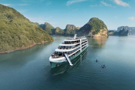Lyra Grandeur Cruise - 2 Days Luxury From Ha Noi
