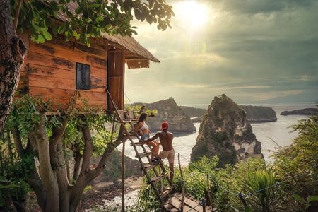 Nusa Penida East Tour Treehouse Atuh Diamond