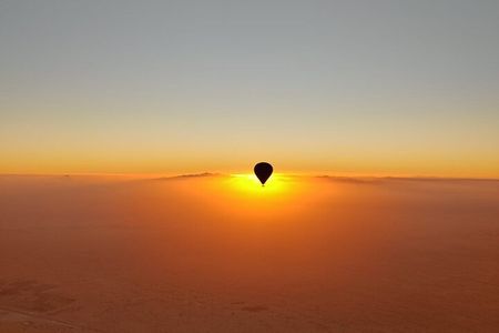 Overnight Desert Safari in Dubai and Sunrise Hot Air Balloon Ride