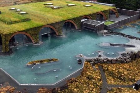 Golden Circle and Laugarás Lagoon Small Group Tour